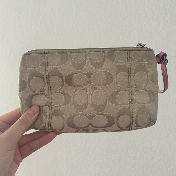 Coach Signature Wristlet, Vintage, Beige & Pink Trim - Like New - Picture 6 of 8